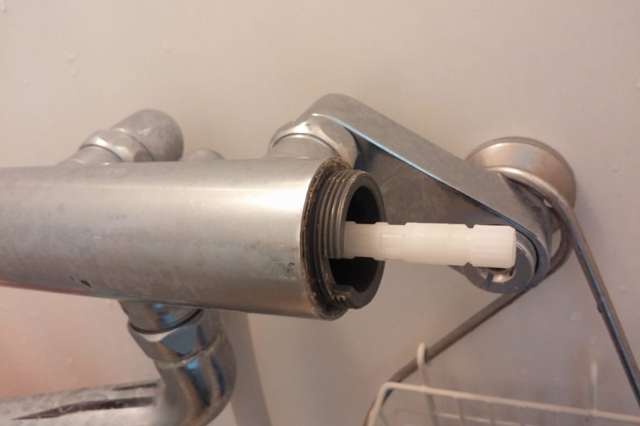 浴室水栓修理の写真