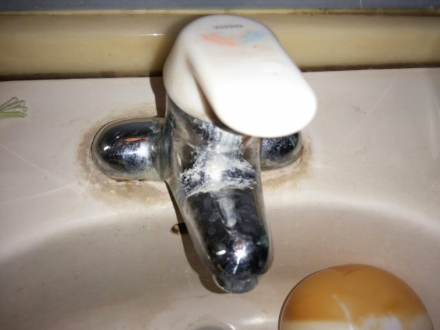 洗面所水漏れ修理の写真