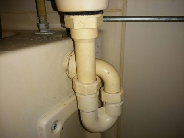 洗面所排水水漏れ修理