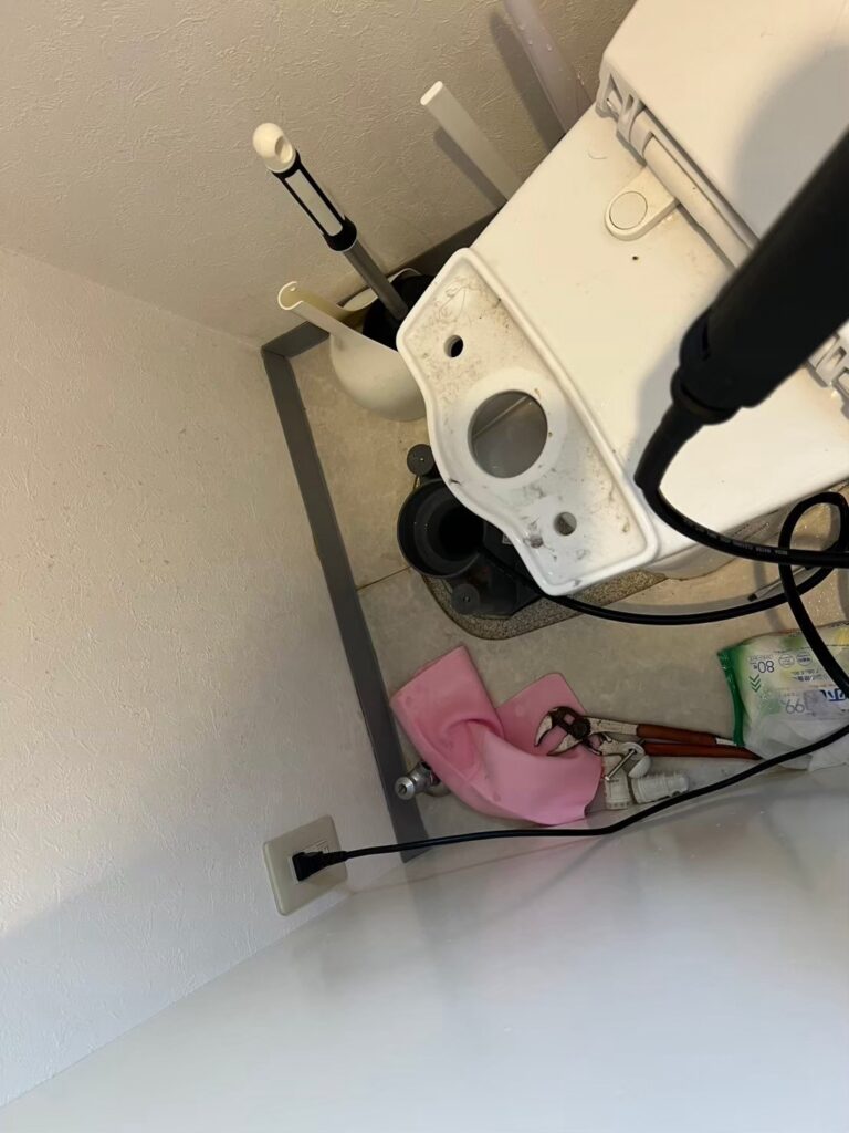 亀有トイレ水漏れ