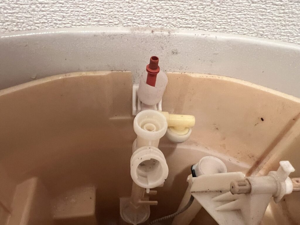 柏市トイレ水漏れ修理
