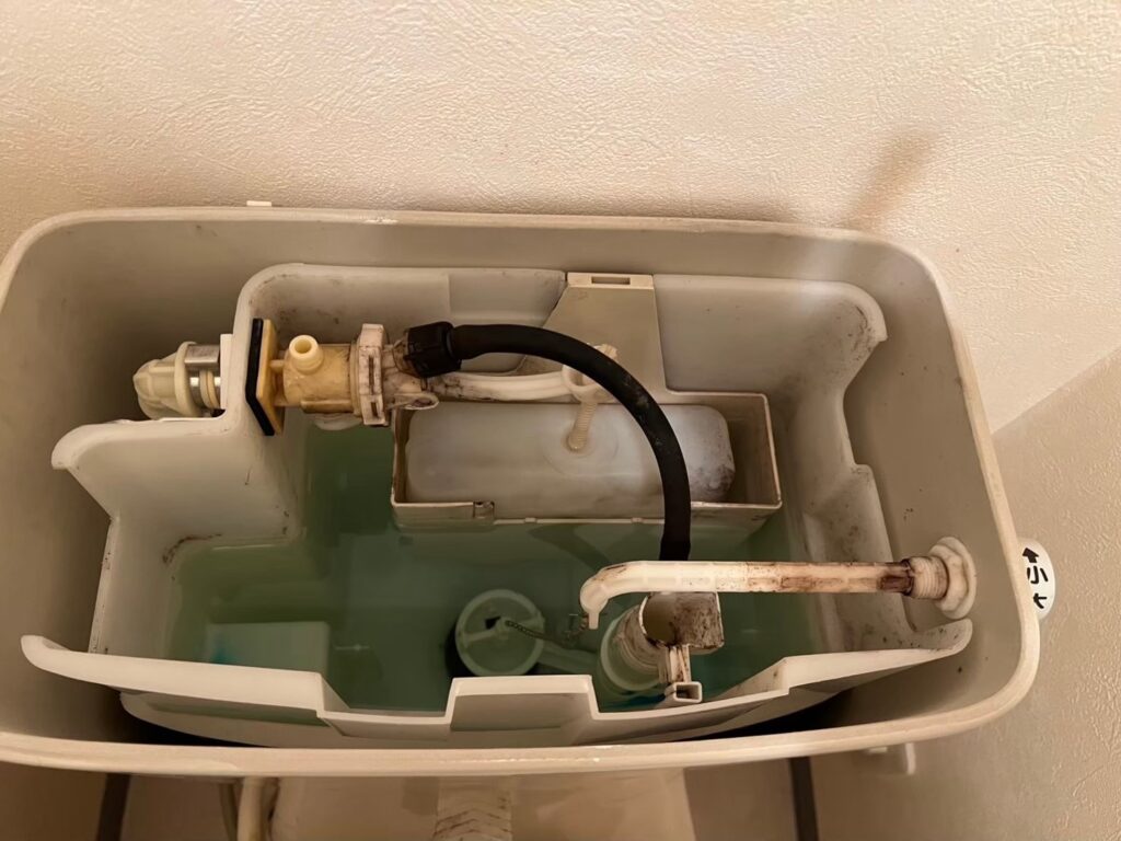 トイレタンク水漏れ修理台東区