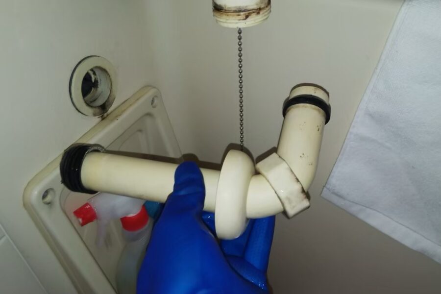 水漏れ修理足立区