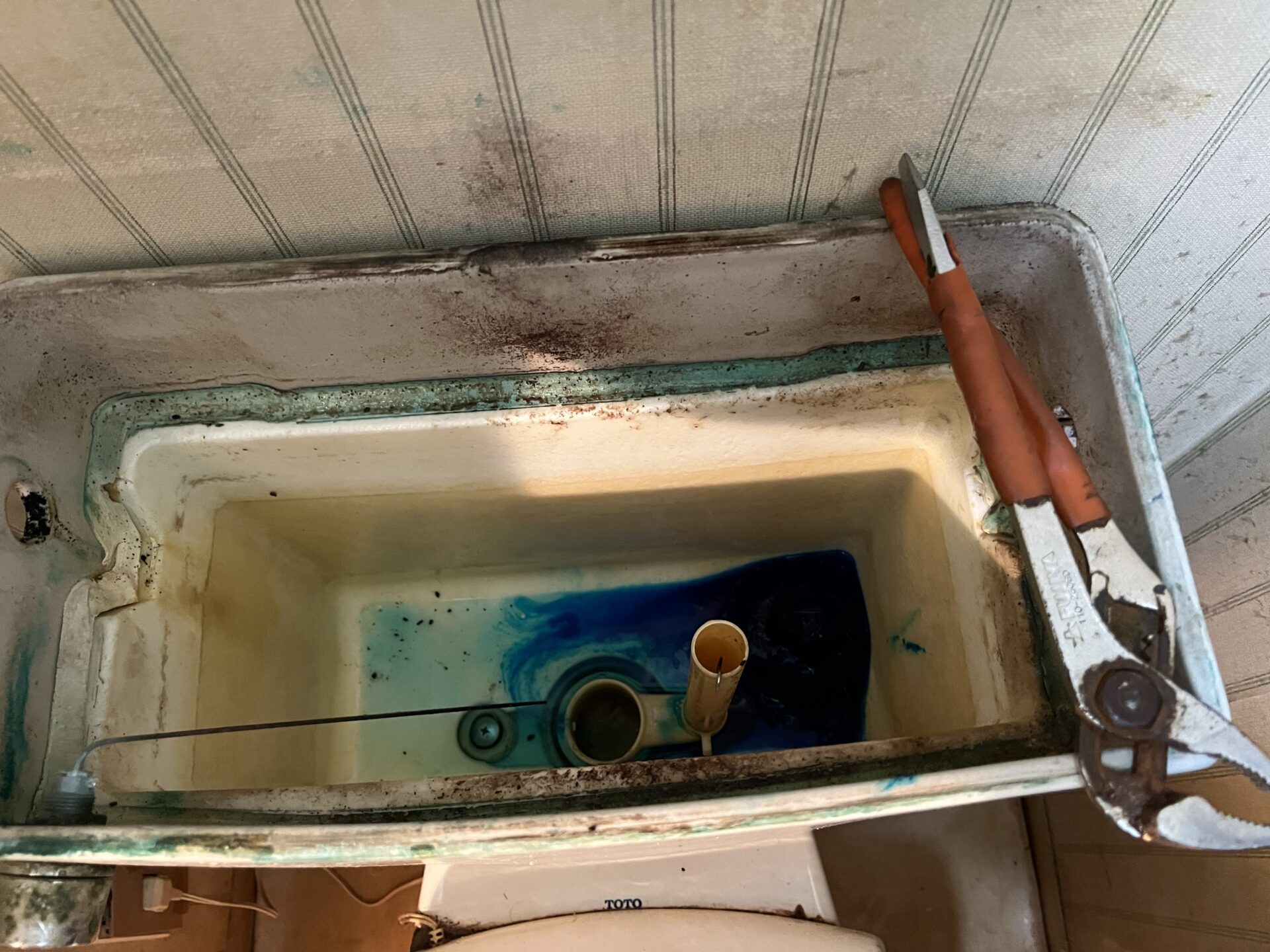 柏市大津ヶ丘トイレタンク水漏れ修理