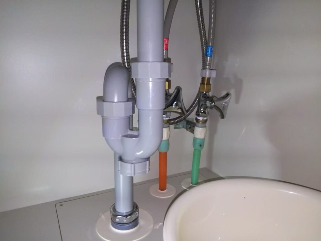 東尾久水道屋