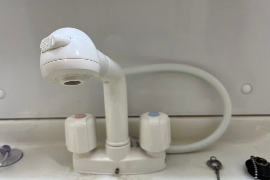 要町洗面所水漏れ蛇口