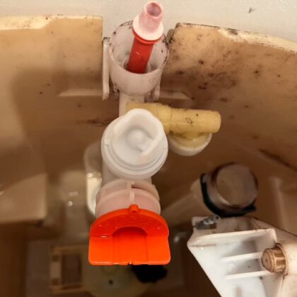 小岩トイレタンク水漏れ修理