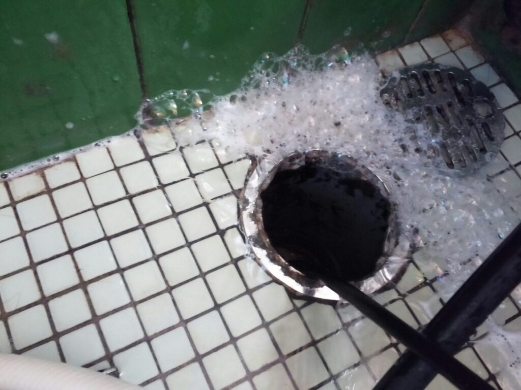 高圧洗浄足立区柳原・綾瀬