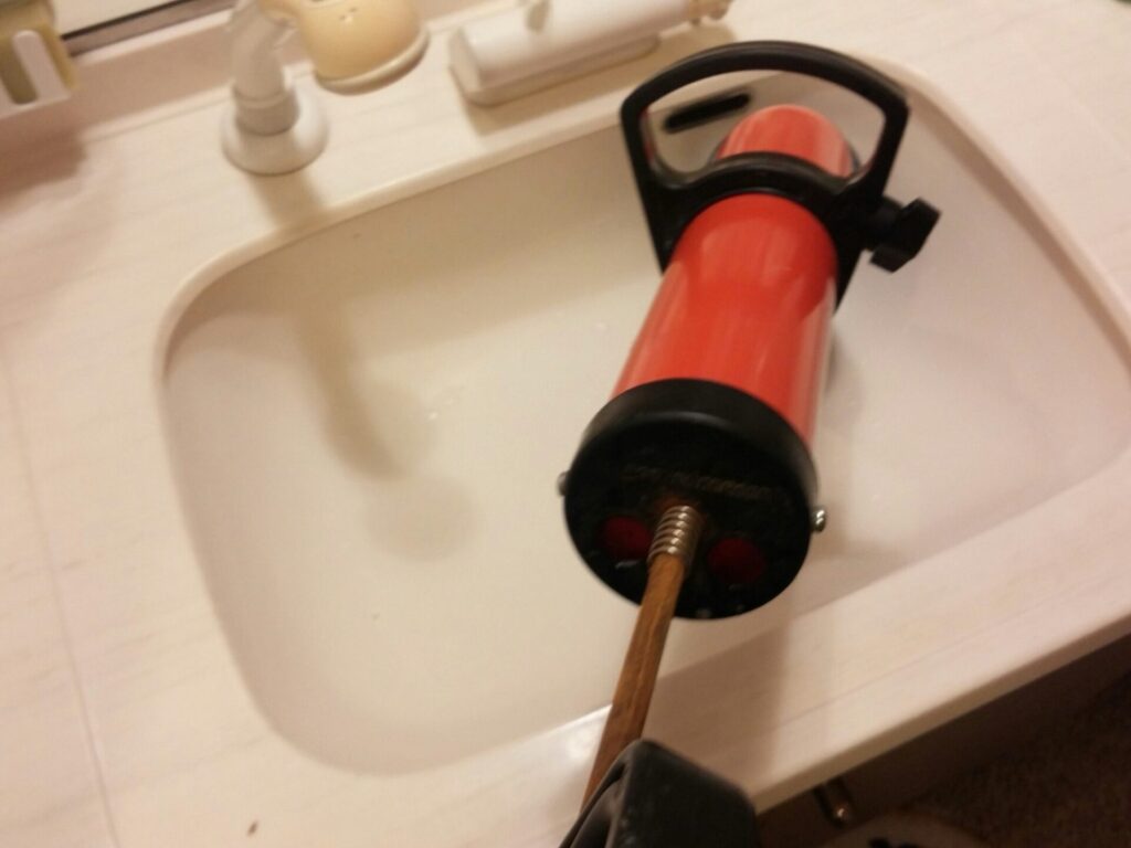 中央区日本橋室町・日本橋小舟町水道あy