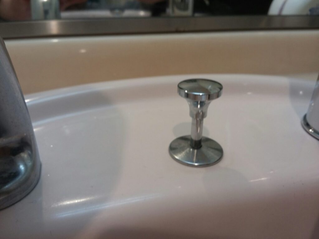 荒川区南千住水道屋