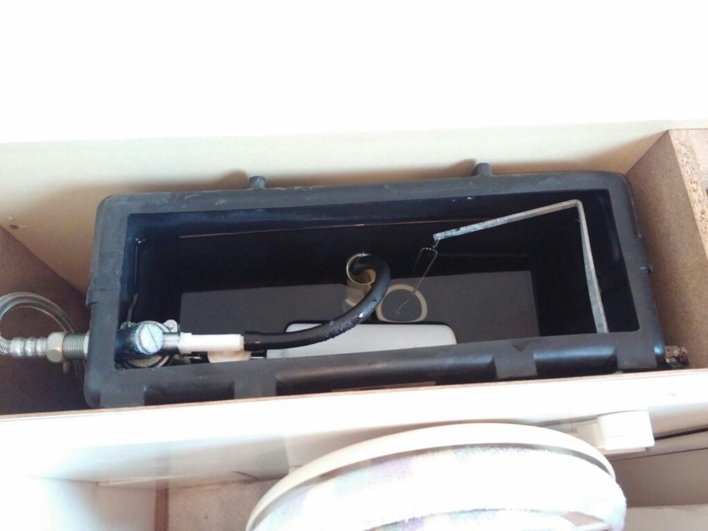 トイレ水漏れ修理荒川区西尾久