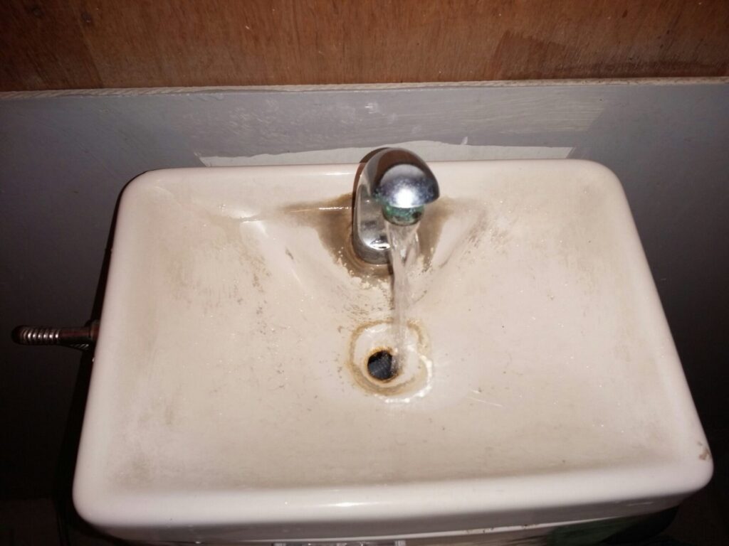 市川市水漏れ修理​