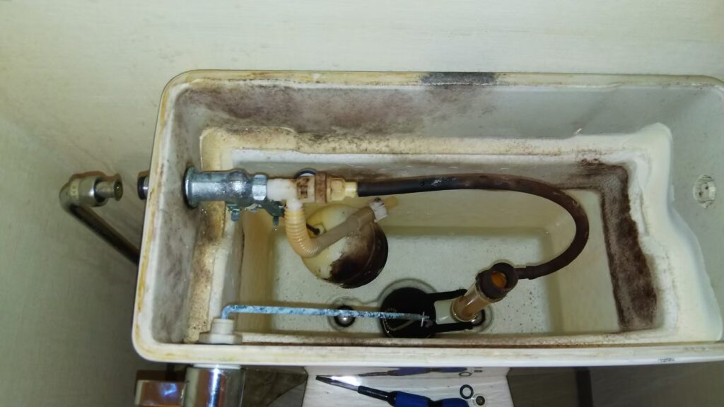 トイレ水漏れ修理​柏市中央町・塚崎