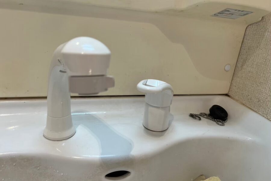 洗面所水漏れ板橋区大谷口・加賀