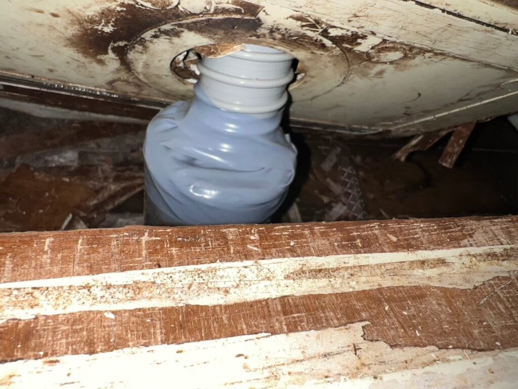 足立区興野小台水道屋