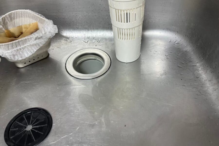 キッチン水漏れ修理​文京区向丘・目白台