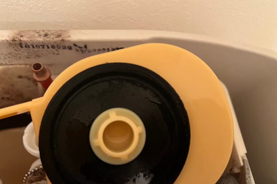 流山市トイレタンク水漏れ