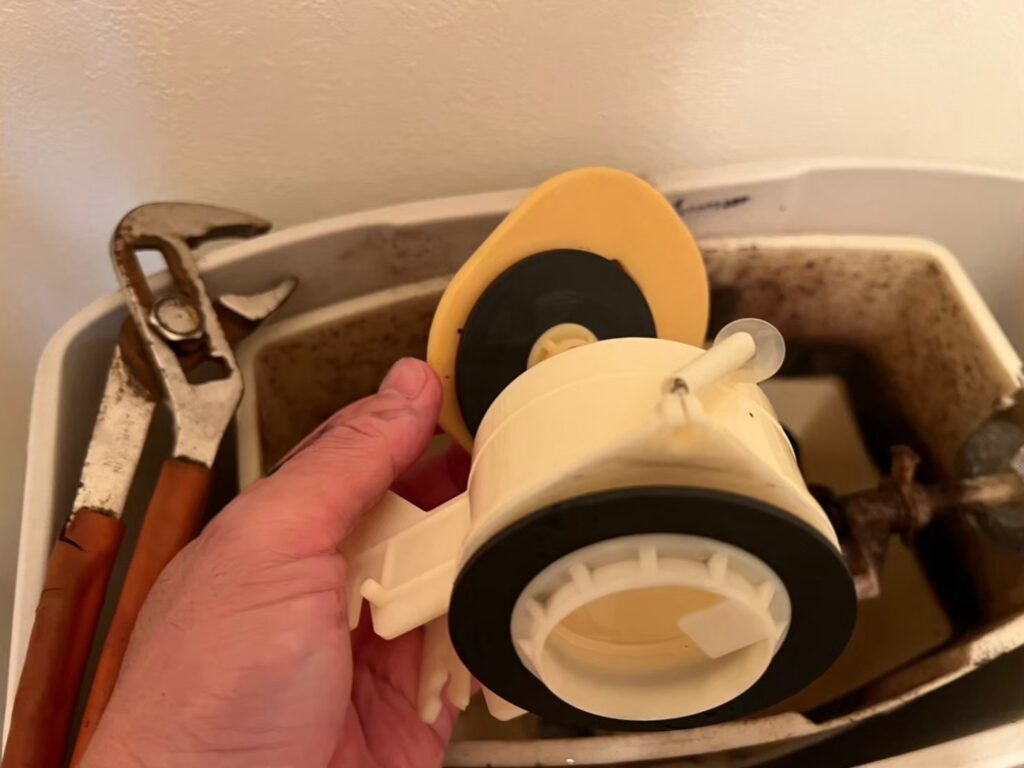 台東区トイレ水漏れ修理​