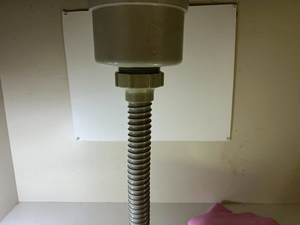 松戸市洗面水漏れ修理