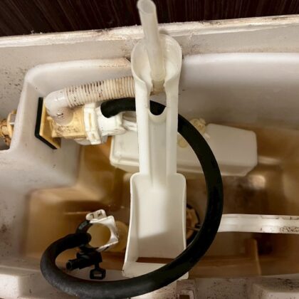 トイレタンク修理中野区大和町、弥生町