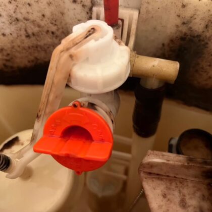 トイレタンク水漏れ修理​江戸川区西小岩、西小松川町