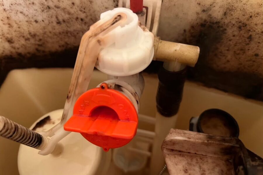 トイレタンク水漏れ修理​江戸川区西小岩、西小松川町
