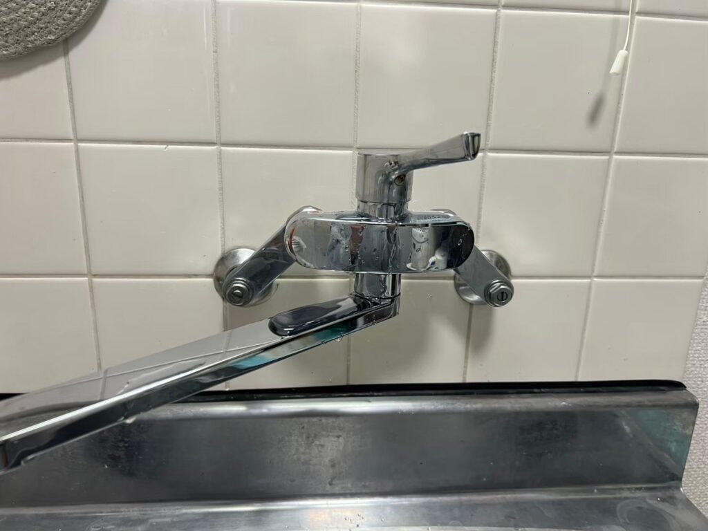 水道屋足立区西加平、西新井