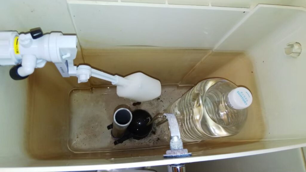 トイレ水漏れ修理の施工例(ミズモ水道)
