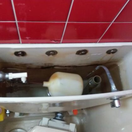 トイレ水が止まらない府中市東府中駅、多磨霊園駅
