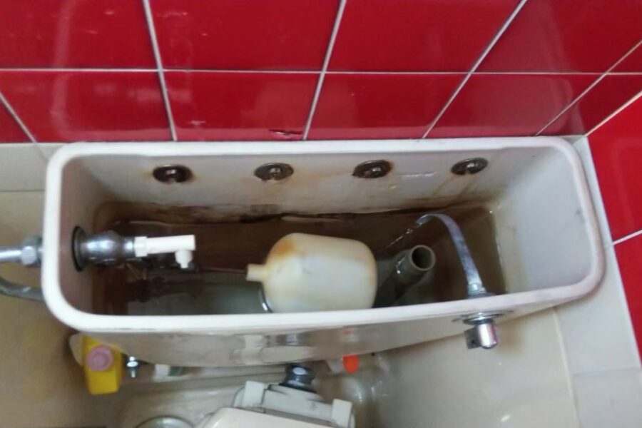 トイレ水が止まらない府中市東府中駅、多磨霊園駅
