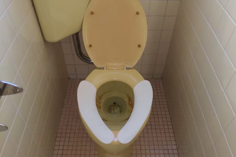 トイレ水漏れ修理​港区元麻布、六本木