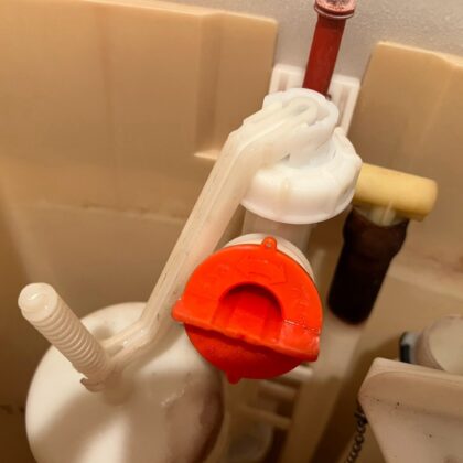 トイレ水漏れ修理の施工例（ミズモ水道）